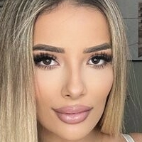 Aída Tomorrow Çıplak