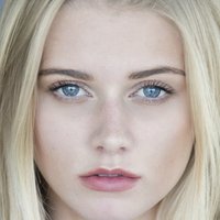 Alena Savostikova Çıplak