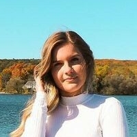 Alexandra Strambu Çıplak