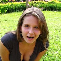 Aline Jones Çıplak