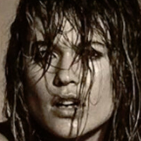 Angels Secret Çıplak