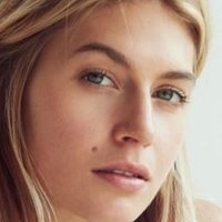 Annie McGinty Çıplak