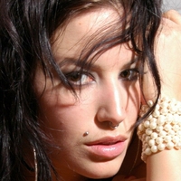Ansley Çıplak