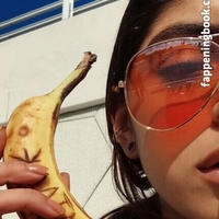 Antoenella Çıplak