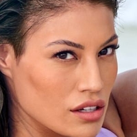 Ashley Callingbull Çıplak