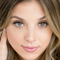 Ashlynn Thurber Çıplak