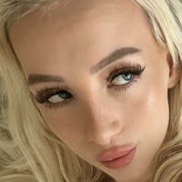 babychar_x Çıplak