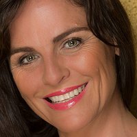 Belinda Gavin Çıplak