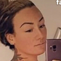 Brianne Sigurdson Çıplak