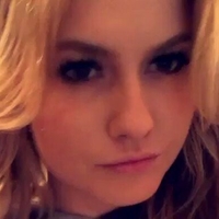 Britney Light Çıplak