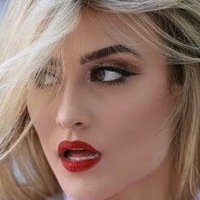 Britni Myhre Çıplak