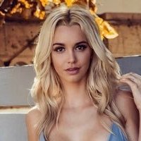 Caitlin Arnett Çıplak