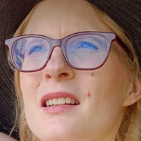 Casey Deluxe Çıplak