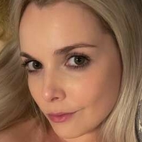 Catalina Feliz Çıplak