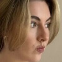 Clara Tubo Çıplak