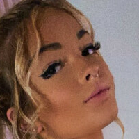 Courtney Allison Cowles Çıplak