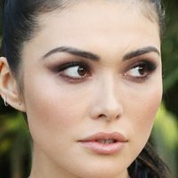 Daniella Pineda Çıplak