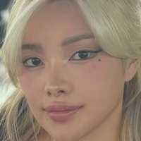 Dia Kim Çıplak
