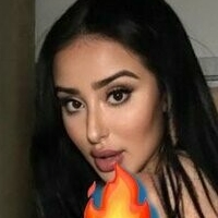 Donia Somrani Çıplak