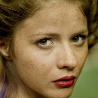 Ecem Uzun Çıplak
