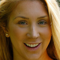 Elle Van Schaik Çıplak