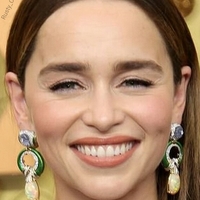 Emilia Clarke Fake Çıplak
