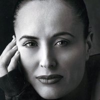 Erika Nann Çıplak