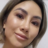 Florence Yi Çıplak