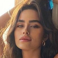 Gabay May Çıplak