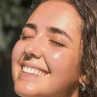 Gisela Guzman Madariaga Çıplak
