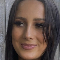 Innika Hodgson Çıplak