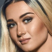 Irina Olsen Çıplak
