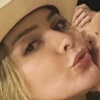 Isabela Spindola Çıplak