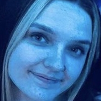 Jasmine-Jade Çıplak