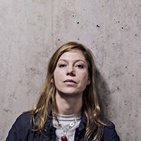 Jule Boewe Çıplak