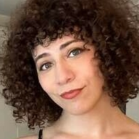 Julia Kaye Çıplak