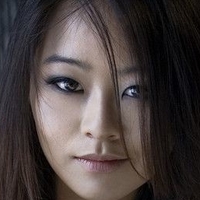 Julia Ling Çıplak
