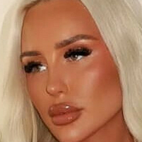 Julia Pawlowska Çıplak