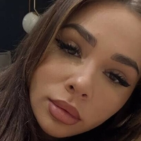 Julka Guzik Çıplak