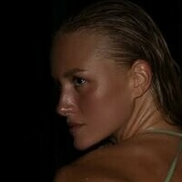 Karina Valeshna Çıplak