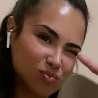 karlaamarie Çıplak