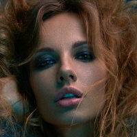 Katerina Kristall Çıplak