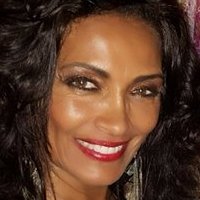 Kathleen Bradley Çıplak