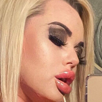 katrinathicc Çıplak