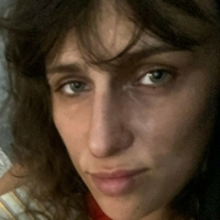 Kaya Eden Green Çıplak