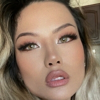 Kiki Wong Çıplak