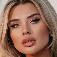 Kseniya Belousova Çıplak