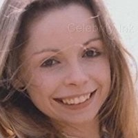 Lalla Ward Çıplak