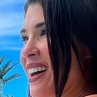 Latifit Çıplak