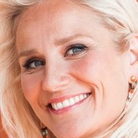 Laura Malmivaara Çıplak